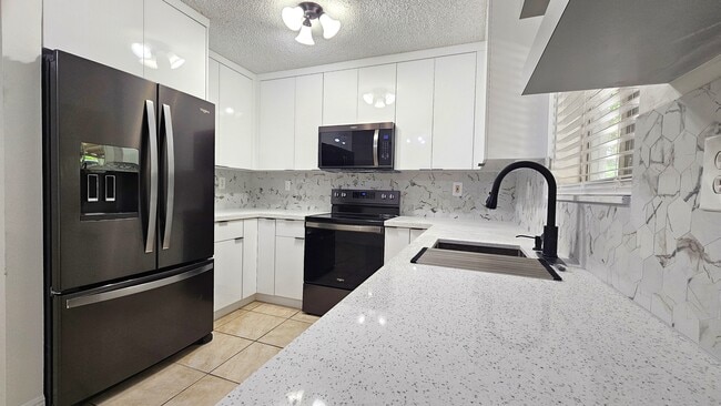 Photo - 10611 SW 170th Ter