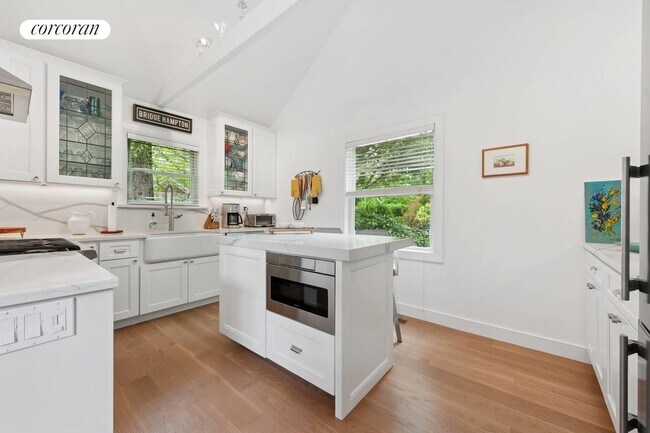 Photo - 55 Hildreth Ln