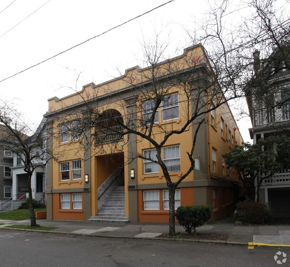 Photo - Flandora Apartments