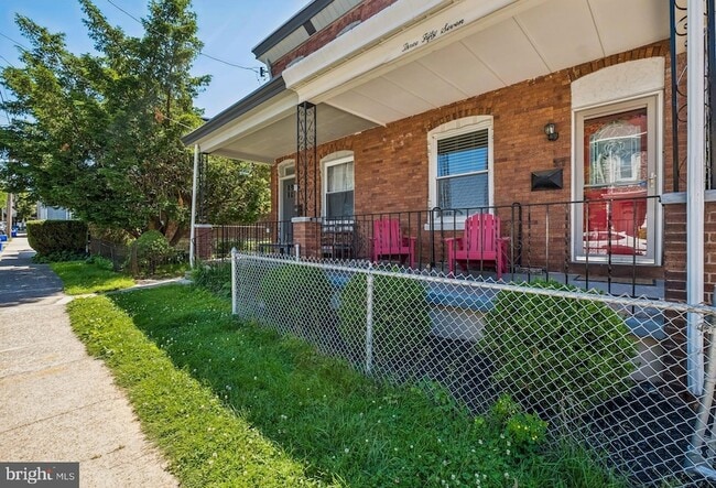 Photo - 357 Lemonte St