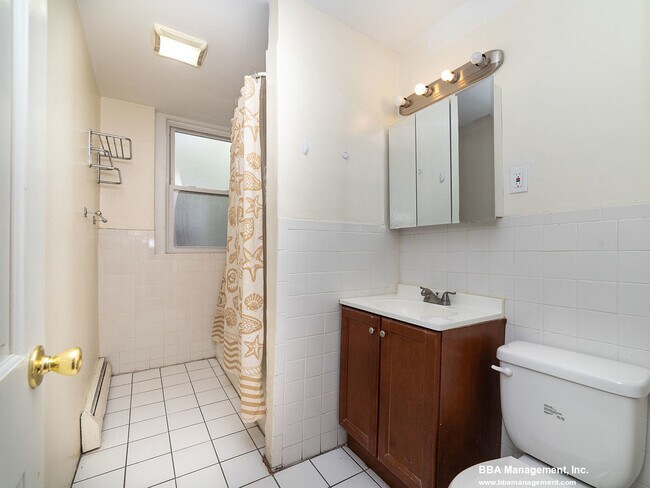 Photo - 25 Chester St Unit #4