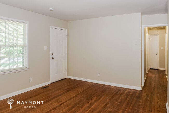 Photo - 3054 Boswell Dr NW