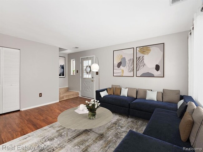 Photo - 1323 Laurel Valley Dr