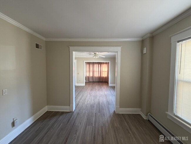 Photo - 628 Grove Ave