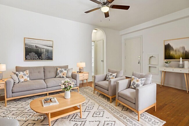 Photo - Harcourt Arms