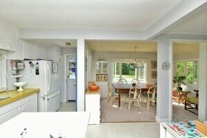 Photo - 208 Standish Rd