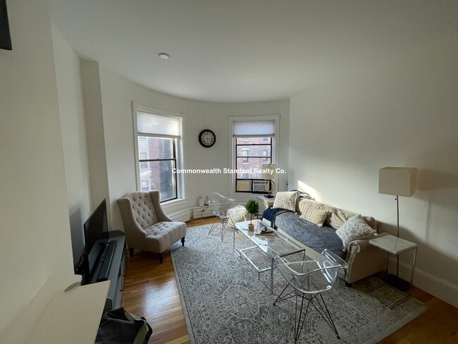 Photo - 922 Beacon St Unit 23