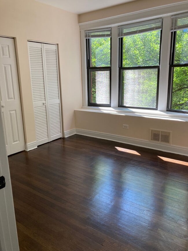 Photo - Bowmanville Two Bed/One Bath ~ Private Deck ~ Pets Welcome *Income Guidelines Apply* Unit 5343-3