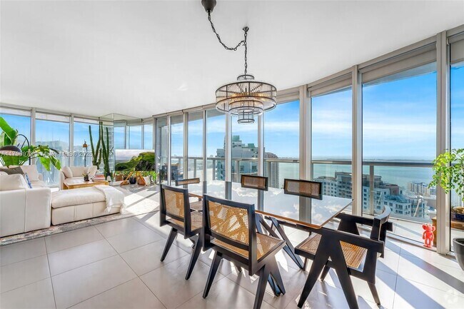 Building Photo - 465 Brickell Ave Unit 3901 Rental