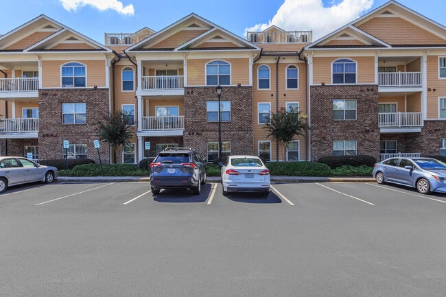Galleria Manor Senior
