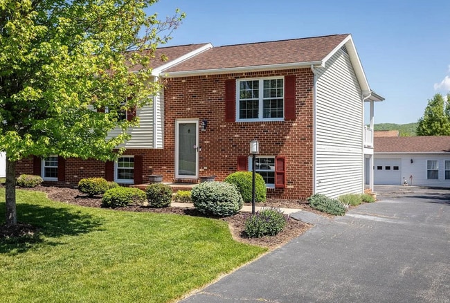 3 Bedrooms House, Rockingham County