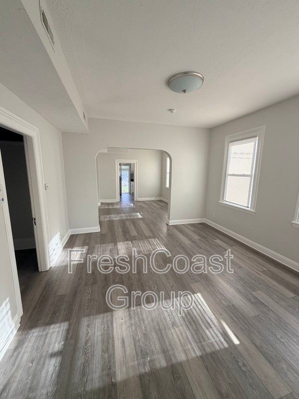 Photo - 2049 W 28th St