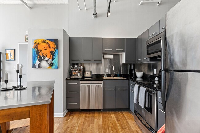 Photo - 2200 Arch St Unit 409