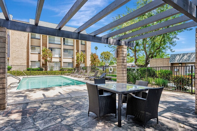 Independence Park Apartments