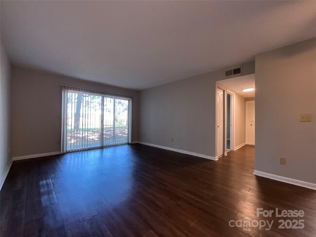 Photo - 338 Orchard Trace Ln Unidad 3