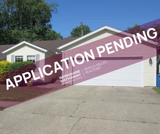 Building Photo - 3 BR, 2 BA home on the northside near shopping