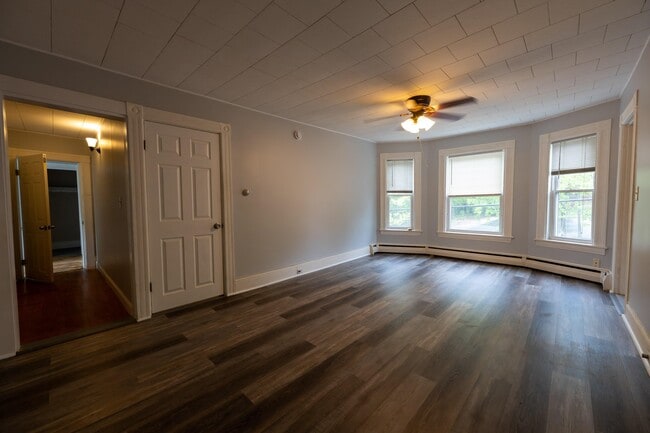 Photo - 125 Tarrytown Rd Unit 123
