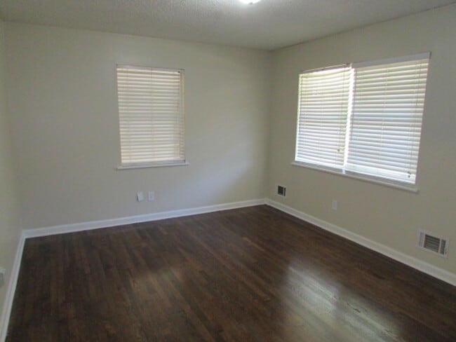 Photo - Near Shaw AFB