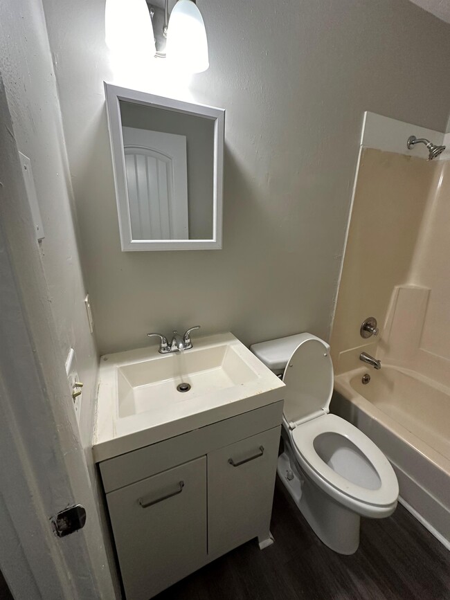 Photo - 508 Cedarmont Dr