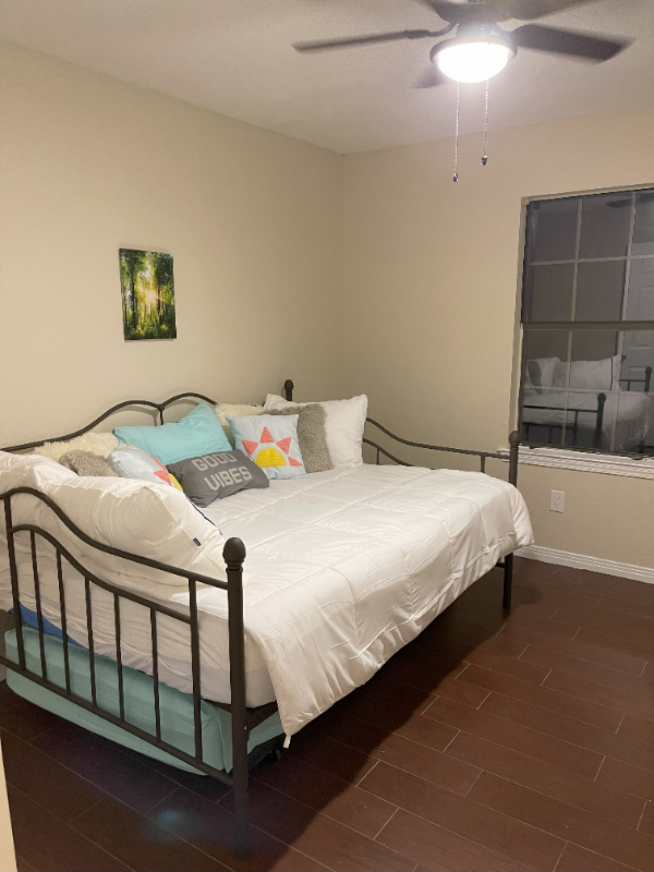 Building Photo - 10785 Silver Creek Dr Rental