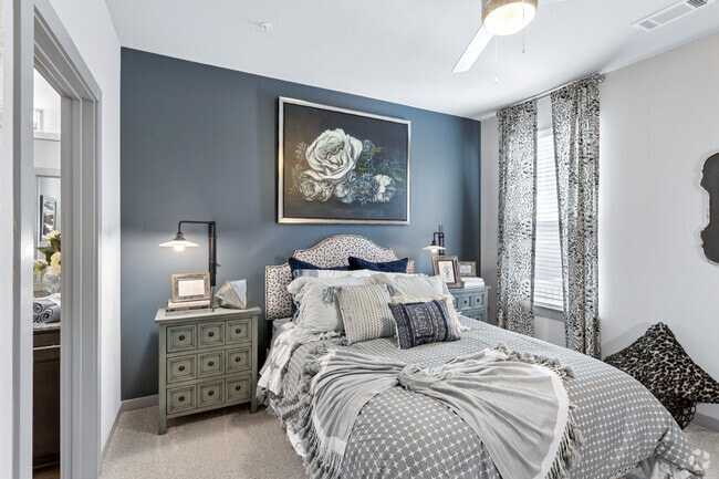 Pine 2BR,2BA - 1,150SF - Primary Bedroom