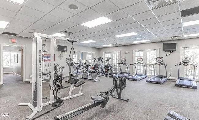 Photo - 633 Democracy St