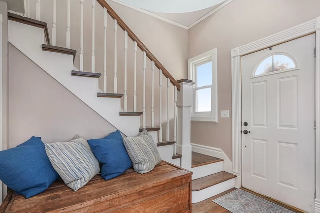 Photo - 1035 Jackson St NW