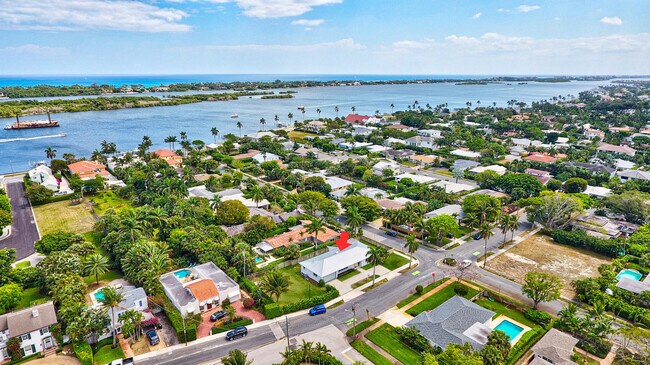 Photo - 4300 Washington Rd