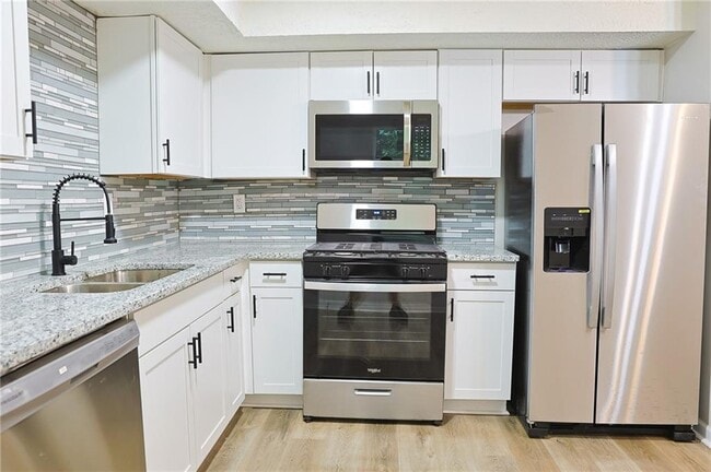 Photo - 4411 Flakes Mill Rd