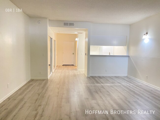 Photo - 2722 Abbot Kinney Blvd Apartment Unit 217