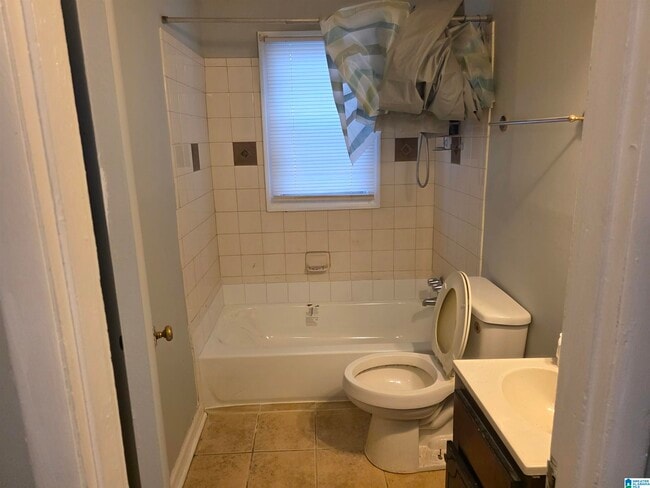 Photo - 1675 19th St SW