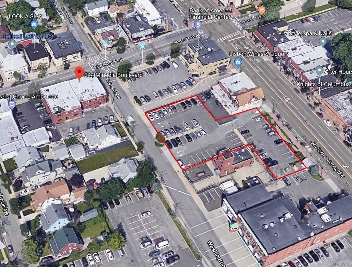 Photo - 250 Mineola Blvd
