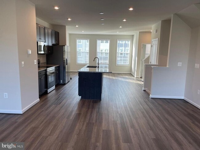 Photo - 7709 Harlow Cir