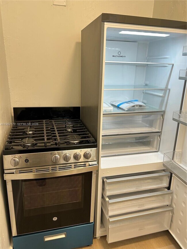 Photo - 1025 Meridian Ave Unit 207