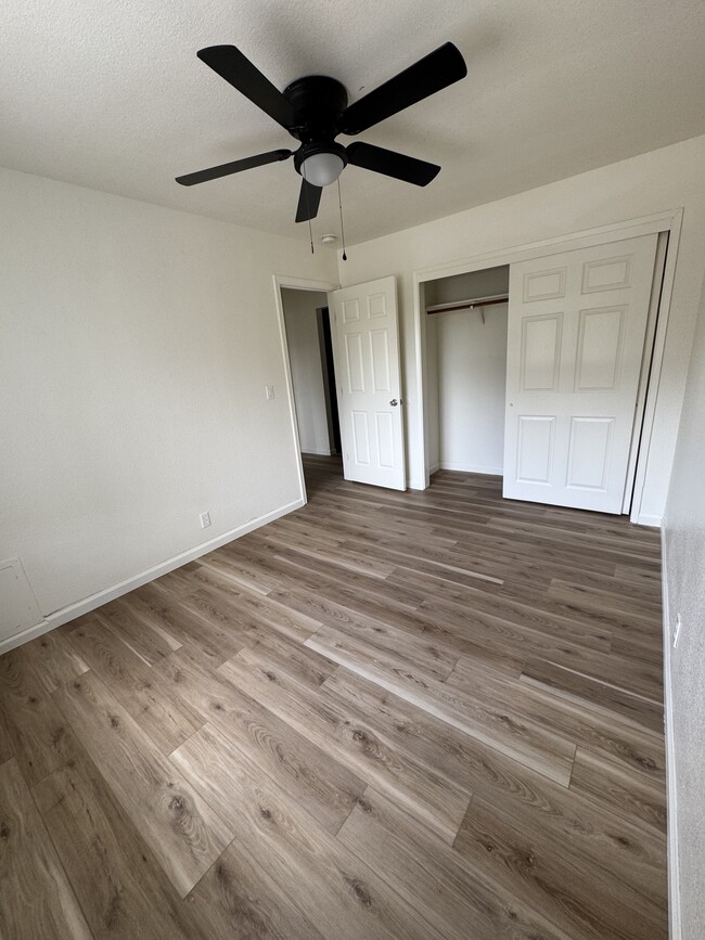 Photo - Riverside Apartments