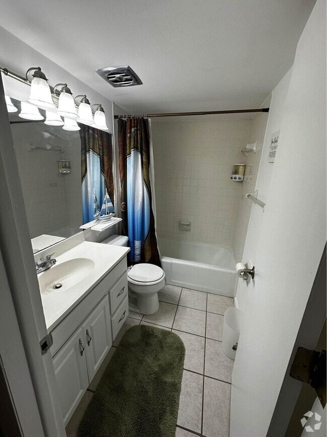 Building Photo - 960 Apollo Beach Blvd Unit 203 Rental