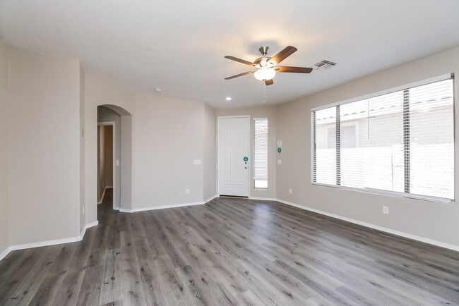 Photo - 831 S Nielson Ct