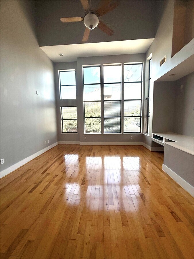 Photo - 1045 Bonner St