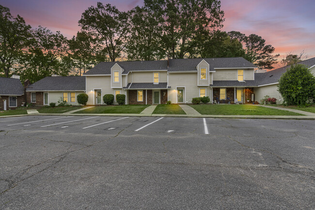 Building Photo - 2501 St Christopher Cir SW Rental