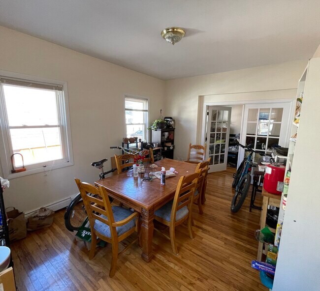 Photo - 25 Mount Vernon St