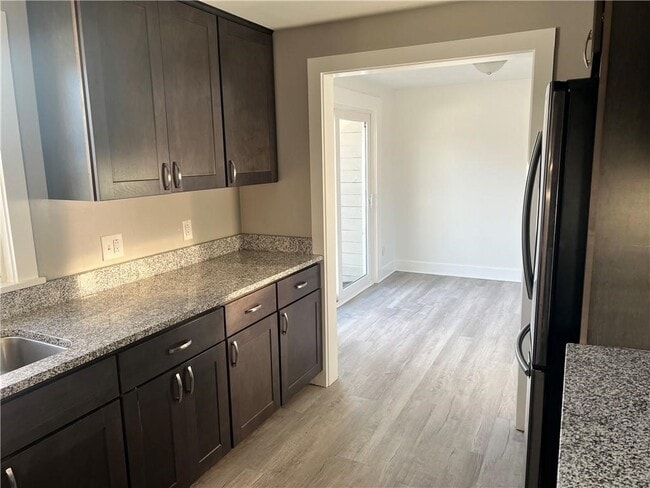 Photo - 1086 Flynn Rd