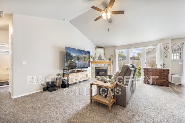 Photo - 10563 W Stonecrop Dr