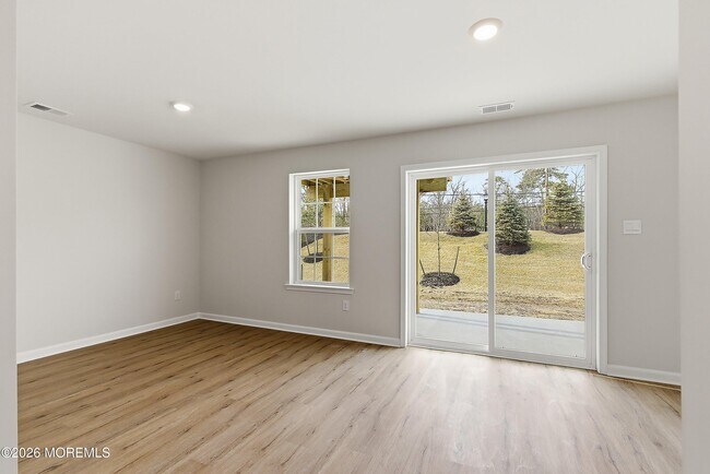 Photo - 17 Bay Breeze Dr