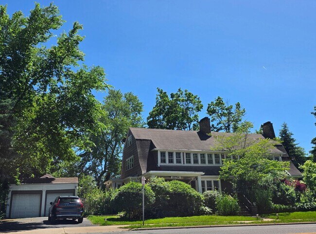 Photo - 2155 Middlefield Rd Unit 12724 Cedar Rd