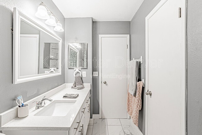 Photo - 18747 E Carmel Cir