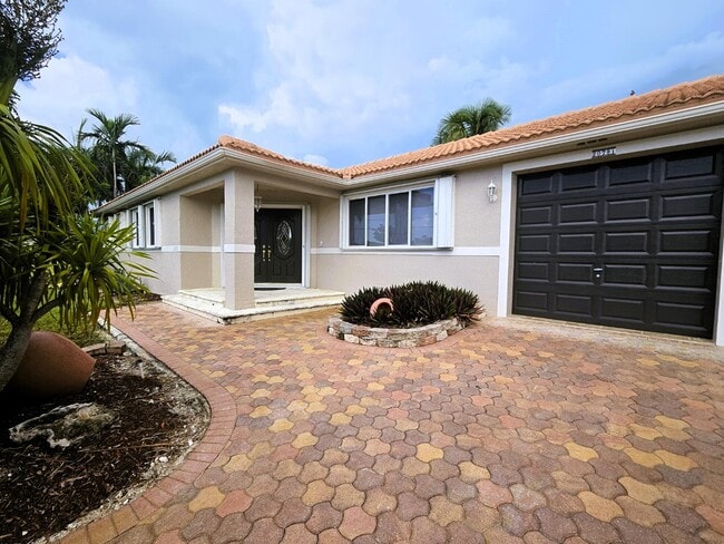 Photo - 20791 2nd Ave W