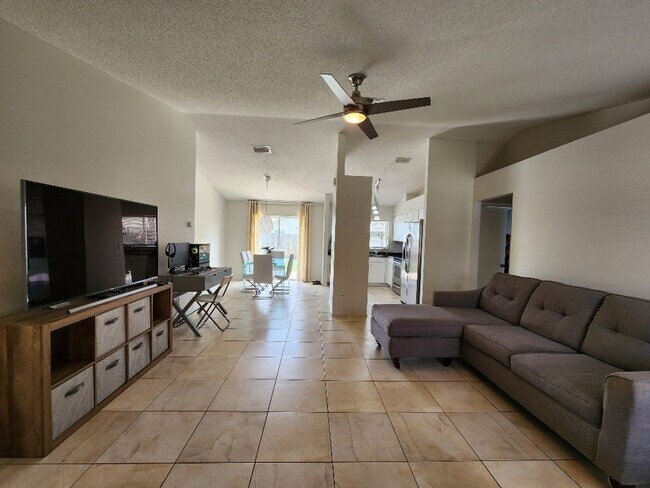 Photo - Gorgeous 3-Bedroom, 2-Bathroom in Brandon