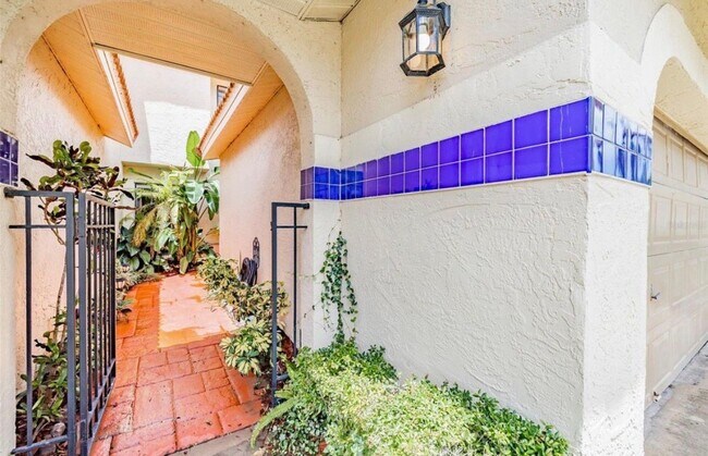 Photo - 10442 St Tropez Pl