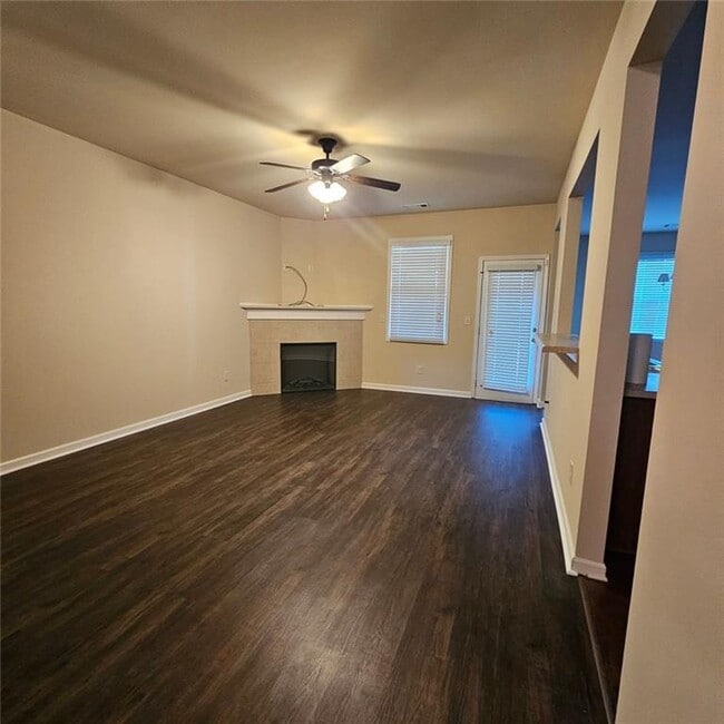 Photo - 413 Fern Bay Dr SW