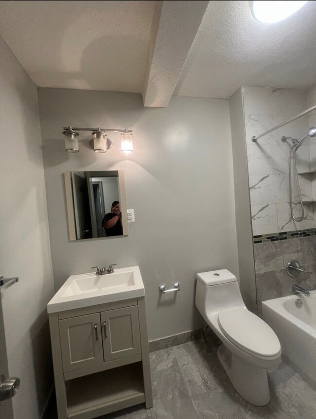 499 Allen St Unit A1